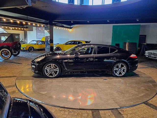 Porsche panamera 3.0 v6 diesel - afbeelding 23 van  52