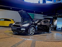 Porsche panamera 3.0 v6 diesel - afbeelding 38 van  52