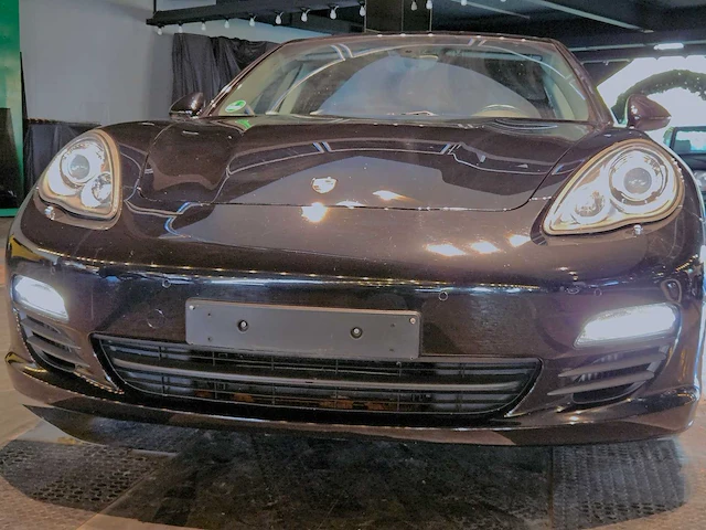 Porsche panamera 3.0 v6 diesel - afbeelding 51 van  52