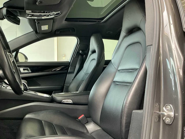 Porsche panamera 4 e-hybrid sport turismo - 2018 - afbeelding 2 van  44