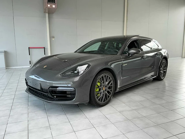 Porsche panamera 4 e-hybrid sport turismo - 2018 - afbeelding 1 van  44