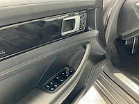 Porsche panamera 4 e-hybrid sport turismo - 2018 - afbeelding 17 van  44