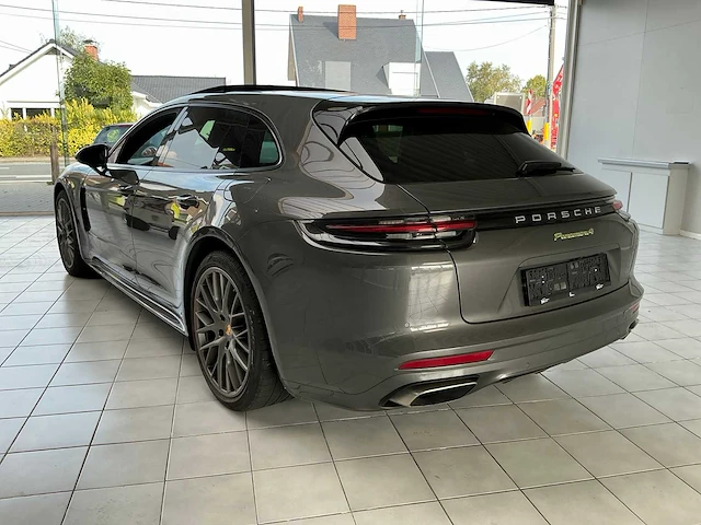 Porsche panamera 4 e-hybrid sport turismo - 2018 - afbeelding 23 van  44