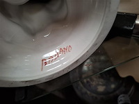 Porselein beeldje - afbeelding 2 van  2