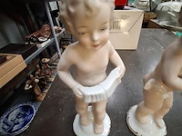 Porselein putto - afbeelding 2 van  4
