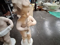 Porselein putto - afbeelding 3 van  4