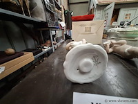 Porselein putto - afbeelding 4 van  4