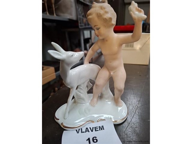 Porselein putto - afbeelding 1 van  3