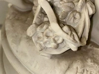 Porseleinen beeld - afbeelding 13 van  14