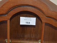 Porseleinen lampetstel, eiken hangvitrine - afbeelding 3 van  8