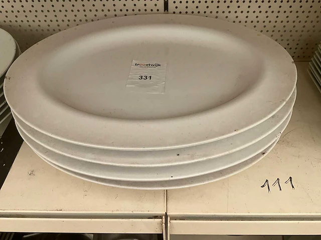 Porseleinen ovaalvormige borden (4x) - afbeelding 1 van  1