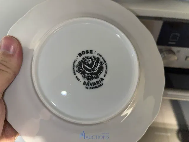 Porseleinen servies royal albert "lady carlyle" - afbeelding 3 van  12