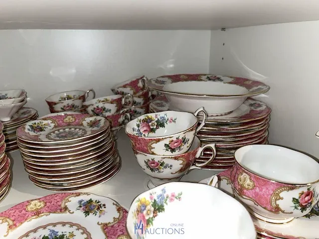 Porseleinen servies royal albert "lady carlyle" - afbeelding 11 van  12