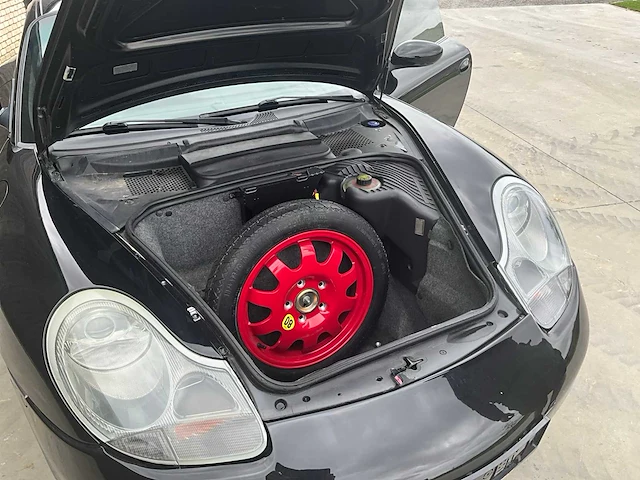 Porshe - 911 (996) carrera 2 - auto - afbeelding 32 van  47