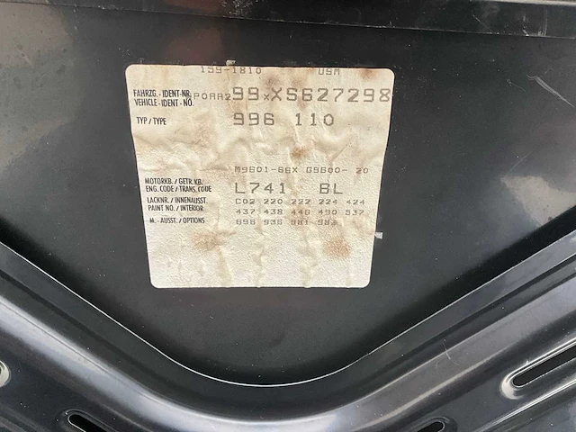 Porshe - 911 (996) carrera 2 - auto - afbeelding 33 van  47