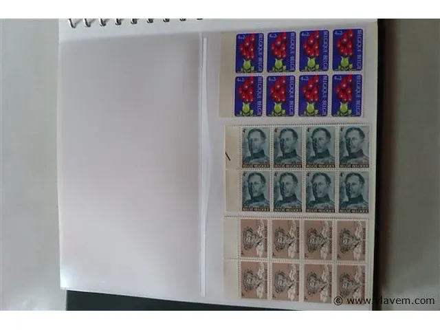 Postzegel album belgië - afbeelding 14 van  44