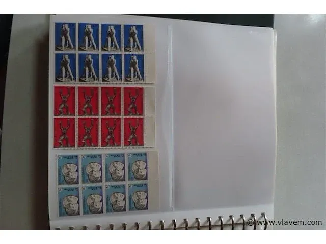 Postzegel album belgië - afbeelding 22 van  44