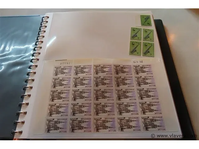Postzegel album belgië - afbeelding 12 van  44
