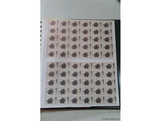 Postzegel album belgië - afbeelding 35 van  44