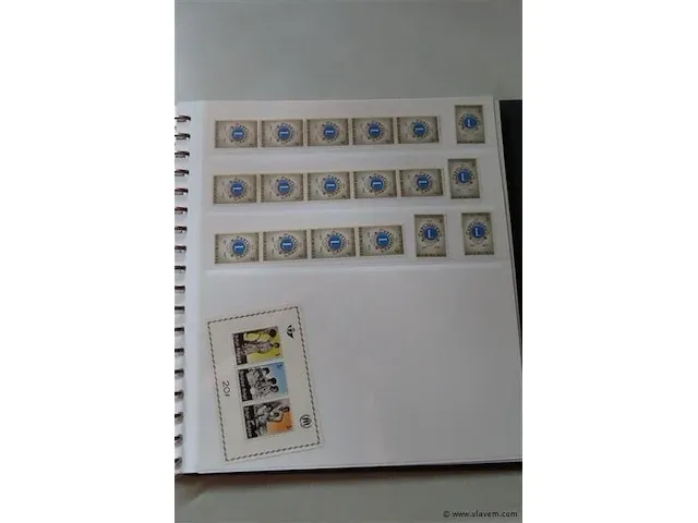 Postzegel album belgië - afbeelding 10 van  45