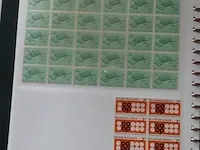 Postzegel album belgië - afbeelding 33 van  45