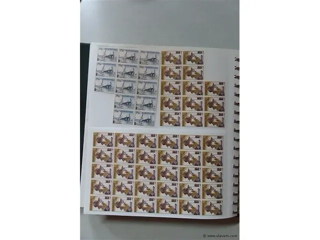 Postzegel album belgië - afbeelding 36 van  45