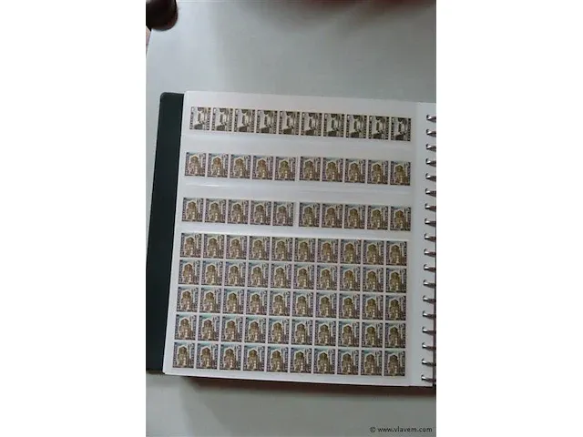 Postzegel album belgië - afbeelding 38 van  45