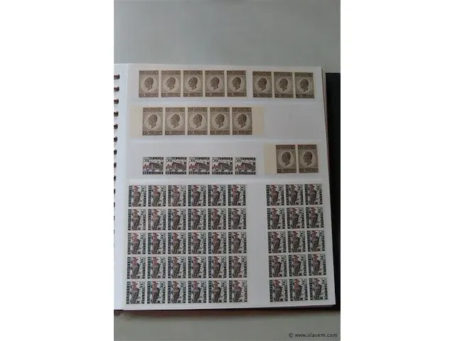 Postzegel album belgië - afbeelding 44 van  45
