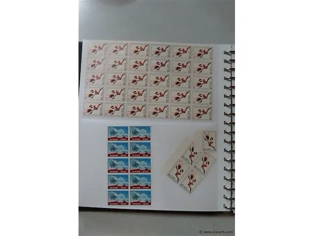 Postzegel album belgië - afbeelding 18 van  45