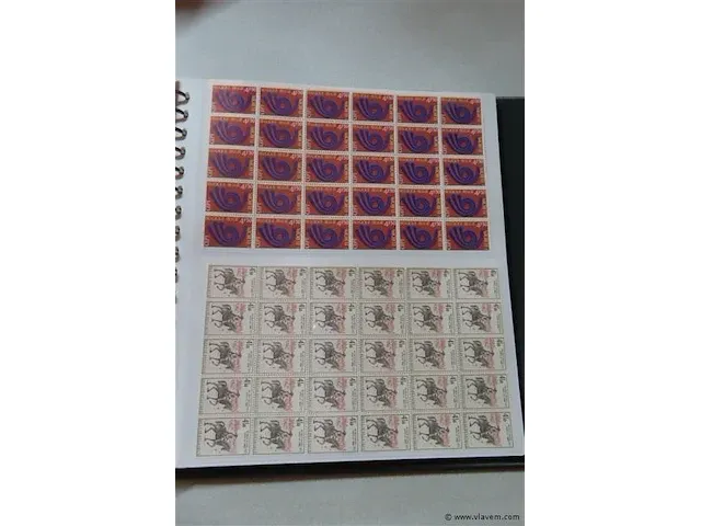 Postzegel album belgië - afbeelding 26 van  45