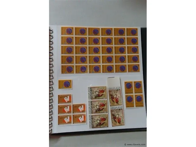Postzegel album belgië - afbeelding 28 van  45