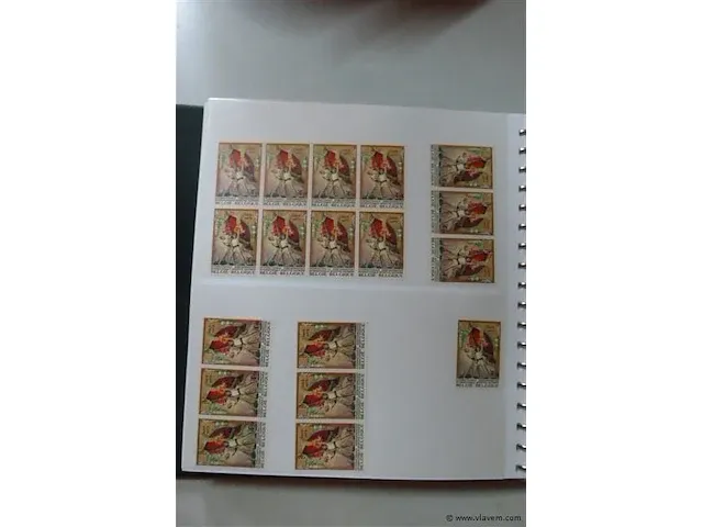 Postzegel album belgië - afbeelding 31 van  45