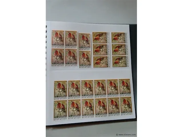 Postzegel album belgië - afbeelding 32 van  45