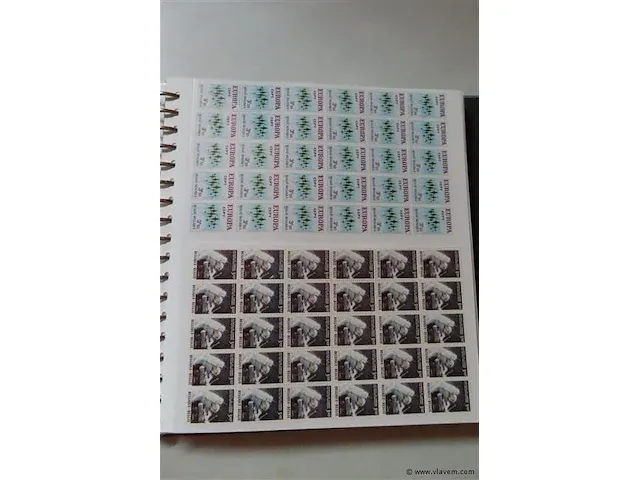 Postzegel album belgië - afbeelding 44 van  45