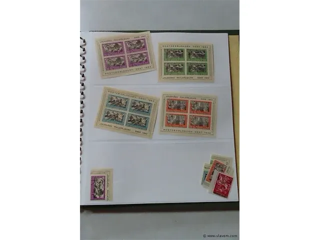 Postzegel album belgië - afbeelding 2 van  5