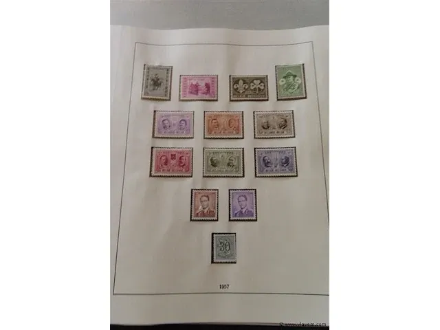 Postzegel album belgië - afbeelding 26 van  44