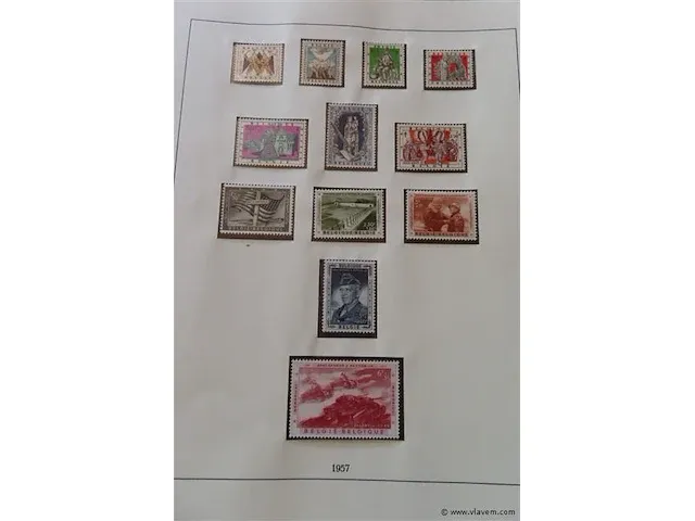 Postzegel album belgië - afbeelding 28 van  44