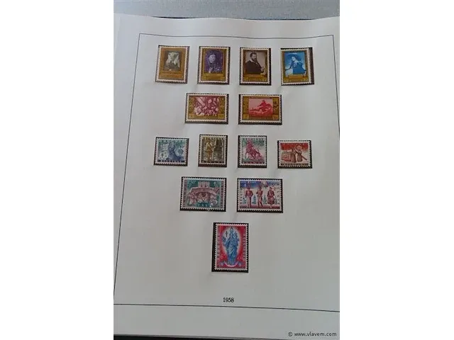 Postzegel album belgië - afbeelding 32 van  44