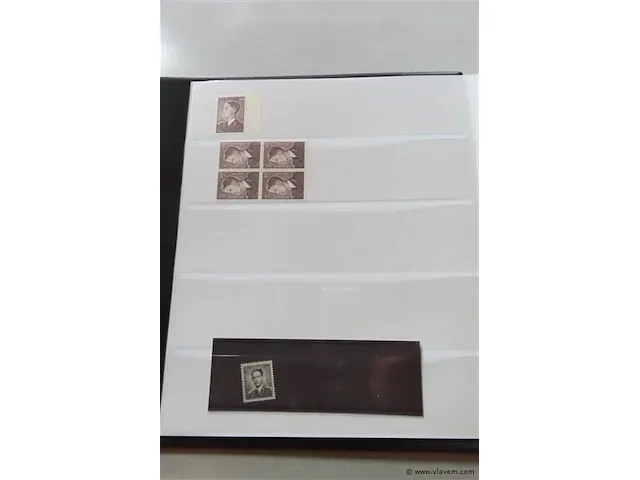 Postzegel album belgië - afbeelding 37 van  41