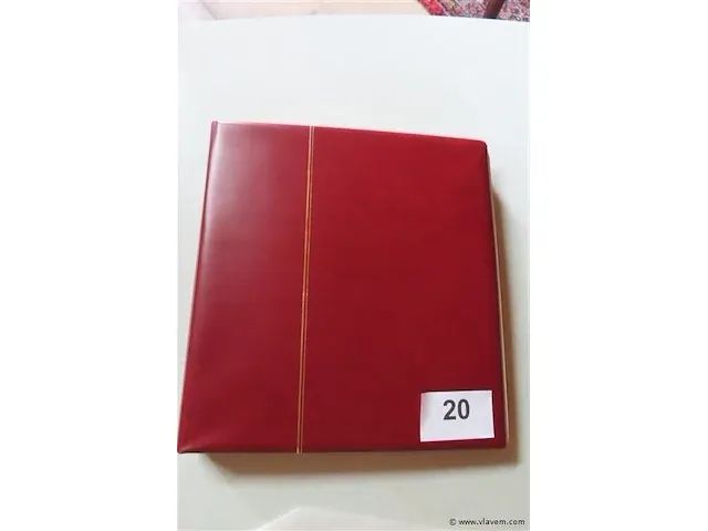 Postzegel album belgië - afbeelding 1 van  40