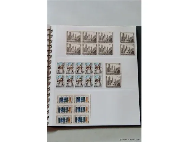 Postzegel album en postkaarten belgië - afbeelding 17 van  39