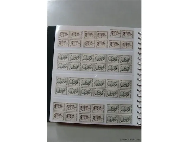 Postzegel album en postkaarten belgië - afbeelding 22 van  39