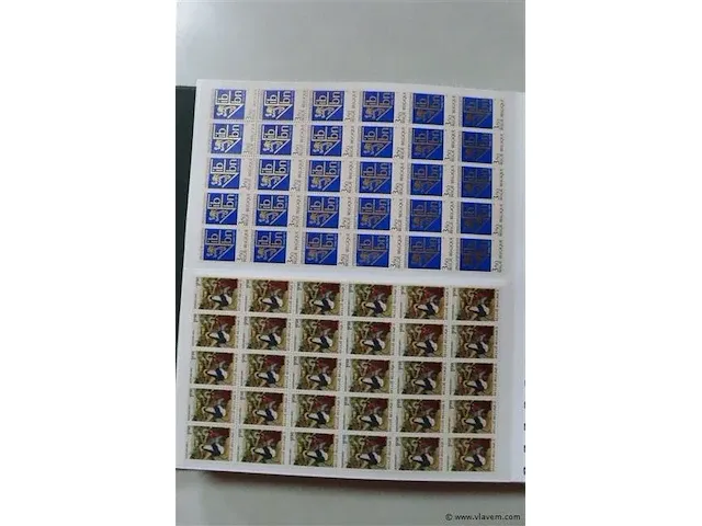 Postzegel album en postkaarten belgië - afbeelding 29 van  39