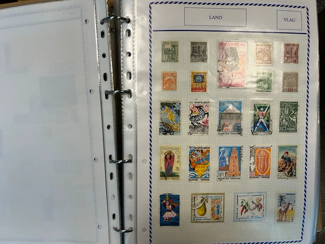 Postzegelboek - afbeelding 1 van  6