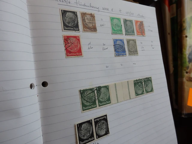 Postzegels diverse landen in 11 schrijfblokken - afbeelding 3 van  3