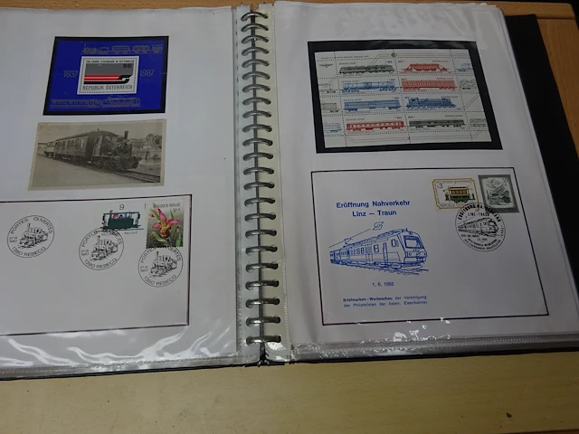 Postzegels treinen + 100 items - afbeelding 2 van  2