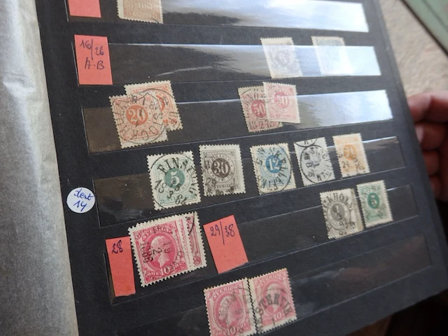 Postzegels zweden in 2 boeken - afbeelding 1 van  1
