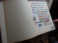 Postzegels zwitserland in 2 boeken - afbeelding 1 van  2