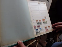 Postzegels zwitserland in 2 boeken - afbeelding 2 van  2