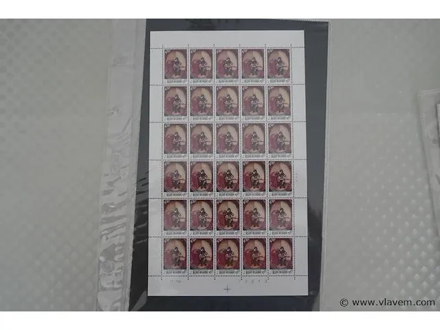 Postzegels - afbeelding 2 van  2